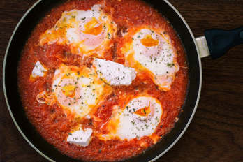 Turkish menemen / tomatoes, eggs & peppers