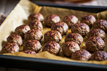 Parmesan beef meatballs